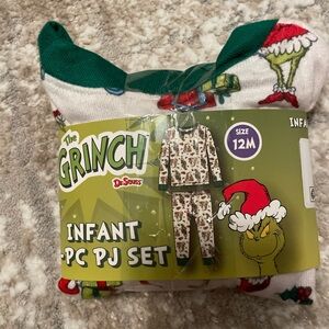 Dr. Seuss Grinch Infant Pajama Set - Green and Red size 12M-NWT